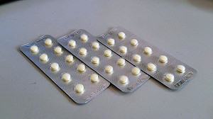 睡不著！  國人年吞3.27億顆安眠藥