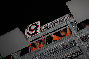 鐵鍊綁身！收費員上ETC門架抗議