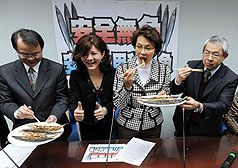 庫存漁獲  官員保證秋刀魚安心吃