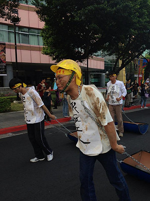 6步1跪苦行  數百民眾上街捍衛樂生