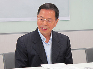 前官員轟政府：疑因選舉隱匿禽流感疫情