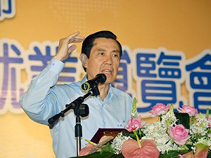 勞團遊行  總統：聽訴求改善