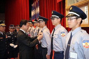 江宜樺暗批學運  讓警察在街頭辛苦執勤