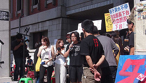 林騰蛟籲退場遭拒 學生再要求「暫緩課綱」