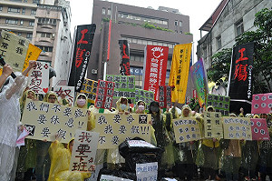 1年6人死  護士抗議工時過長