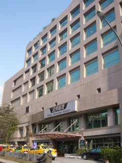 公視未停權董事  籲新聞局緊急處置