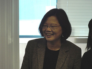 買新聞始作俑者  民進黨：反省道歉