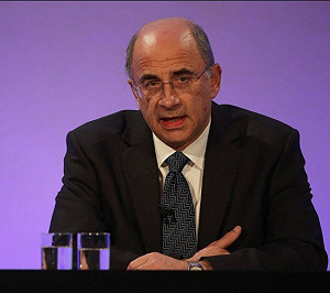 英聽證報告建議  立法設媒體監督機制