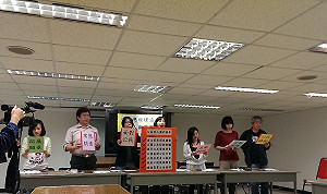 曠湘霞續任  82%民團認為不符社會期待