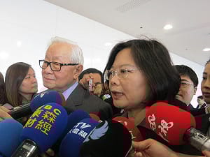 蔡英文：一夕生變的政黨 讓人失望