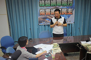 臉書罵記者 蔡正元今坦承「有誤」願更正