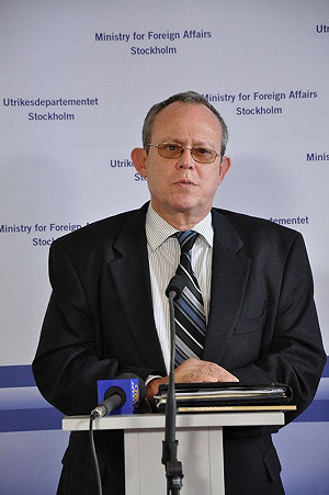 衛報記者遭英政府恐嚇  UN人權專家譴責