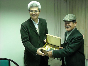 資深媒體人胡元輝  接任卓新獎董事長