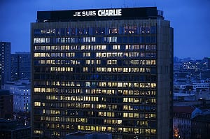 「愚蠢終將落敗」《查理》14日如期出刊