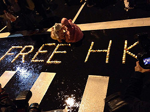 明報總編遭刺 台灣祈福晚會聲援新聞自由