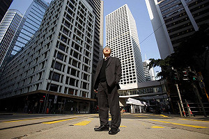 邀赴民主盛宴  戴耀廷暗示10/1佔中