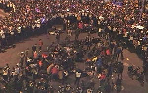 上海公安：踩踏事件與發美鈔無關