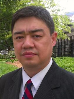 遣返吾爾開希  港特首：依法辦事