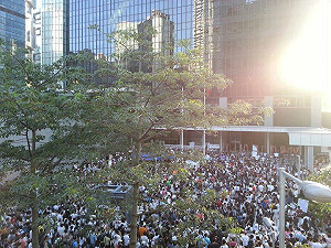 近萬港人上街「反國民教育」、「反洗腦」