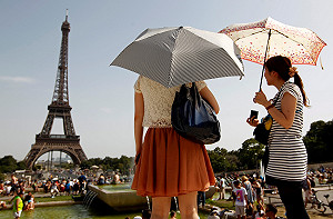 中國2012年成為世界最大境外旅遊消費國