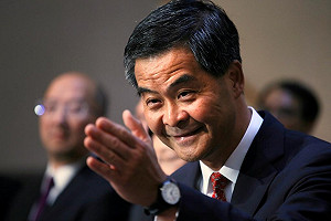 梁振英批佔中  失控的群眾運動非革命