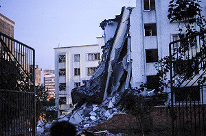 廣西17起連環爆7死 嫌犯落網排除恐攻