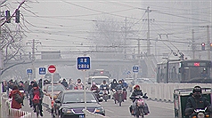 解決北京空污問題  擬限行車輛等措施