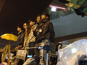 黃之鋒宣布無限期絕食 直至港府重啟對話