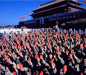 余杰觀點》十三億條醬缸蛆蟲能決定什麼？ 