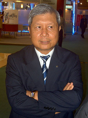 微軟推平板  宏碁開砲「三思而後行」