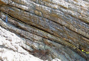 日本發現  2億多年前的隕石痕跡