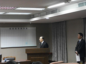 網路降價僅少數人受惠  綠委批欺世盜名