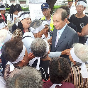 抗議殯葬園區為鄰  後龍居民向監委陳情