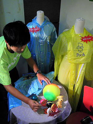 抽驗玩具  兒童雨衣塑化劑竟超標196倍