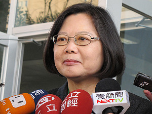 蔡英文批能源政策遭大型國營事業壟斷