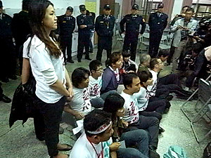 美麗灣環評搞密室  警力阻記者採訪