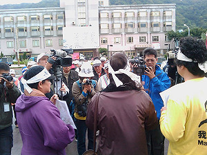 美麗灣環評  居民要求提升至中央層級