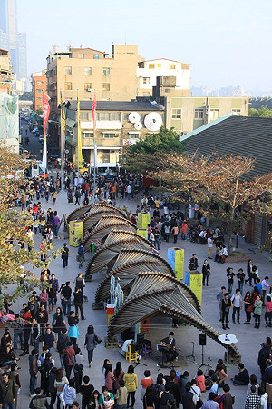 高雄駁二藝術特區－美麗獨特與近海的藝術開放空間