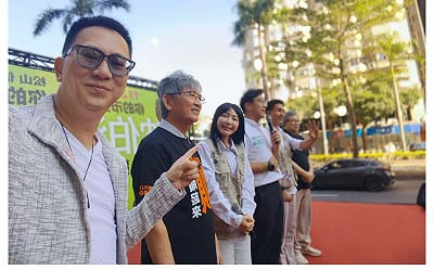 洋流現場擠滿人!想和沈伯洋握手怎麼辦?486先生曝奇招:大喊這句!