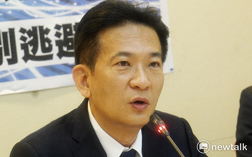 金溥聰評侯友宜像「拉丁美洲左派領導人」 他用瀕臨破產的「這一國」提醒小刀