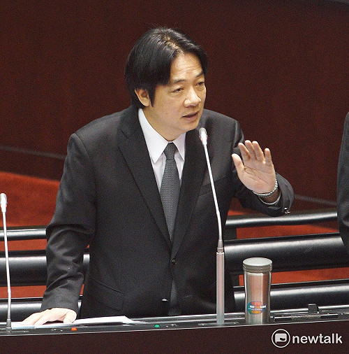 藍委問閣員今年誰去過中國？ 賴清德笑稱：只有你舉手而已!