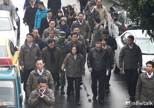 不斷更新》總統二度到花蓮  探視救災情形及災民安置