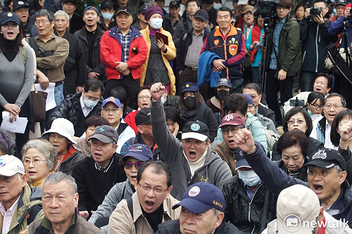 驚！台大高層奪命連環call 30多通電話要求撤簽臨時校務會議案