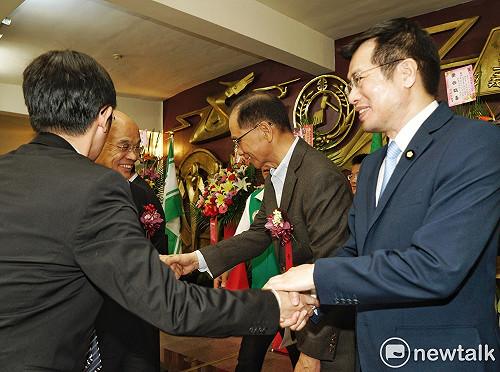 傳蔡英文12日勸進蘇貞昌　參選新北市長