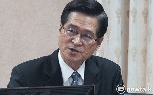 運往布吉納法索的直升機與悍馬車去哪裡？嚴德發：由外交部決定轉贈的國家