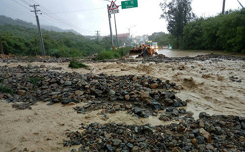 暴雨阻斷交通！全台11處路段封閉