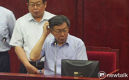 民調超越藍綠  柯P：你還真的相信喔？