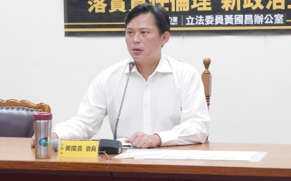 傅崐萁批AIT刁難「不屑再到美國」 黃國昌：丟台灣人的臉