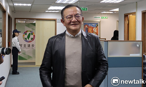 不知官司將定讞  高志鵬一派輕鬆出席中常會