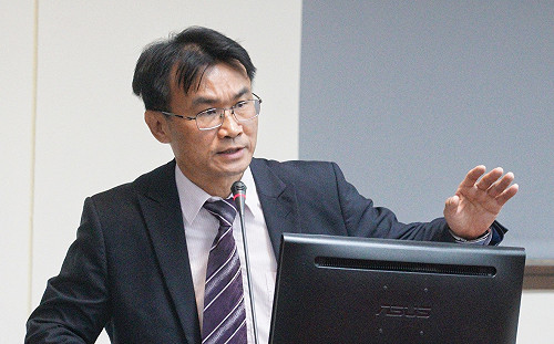 又遭控養網軍！陳吉仲：請直接來質詢我